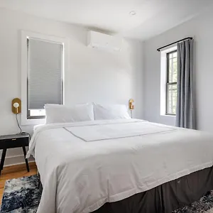 Modern Three Bedroom Brooklyn Condo-hotel New York