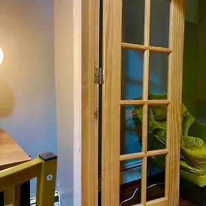 Cozy Staycation - Brooklyn Close To Train Stations New York